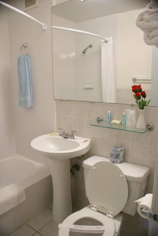 budget host travelers motel