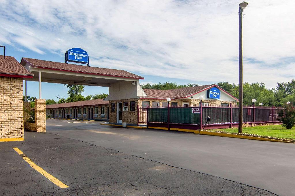 rodeway inn