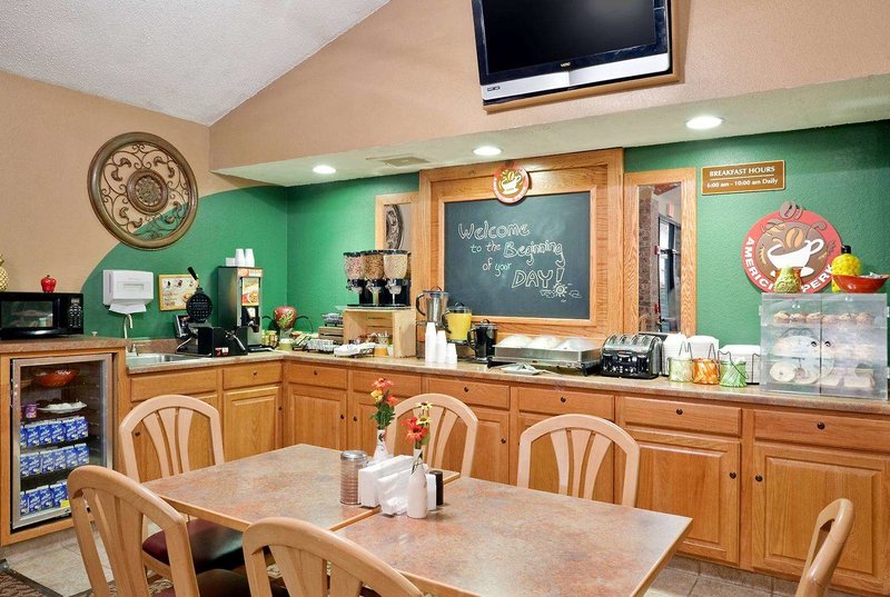 americinn by wyndham west burlington