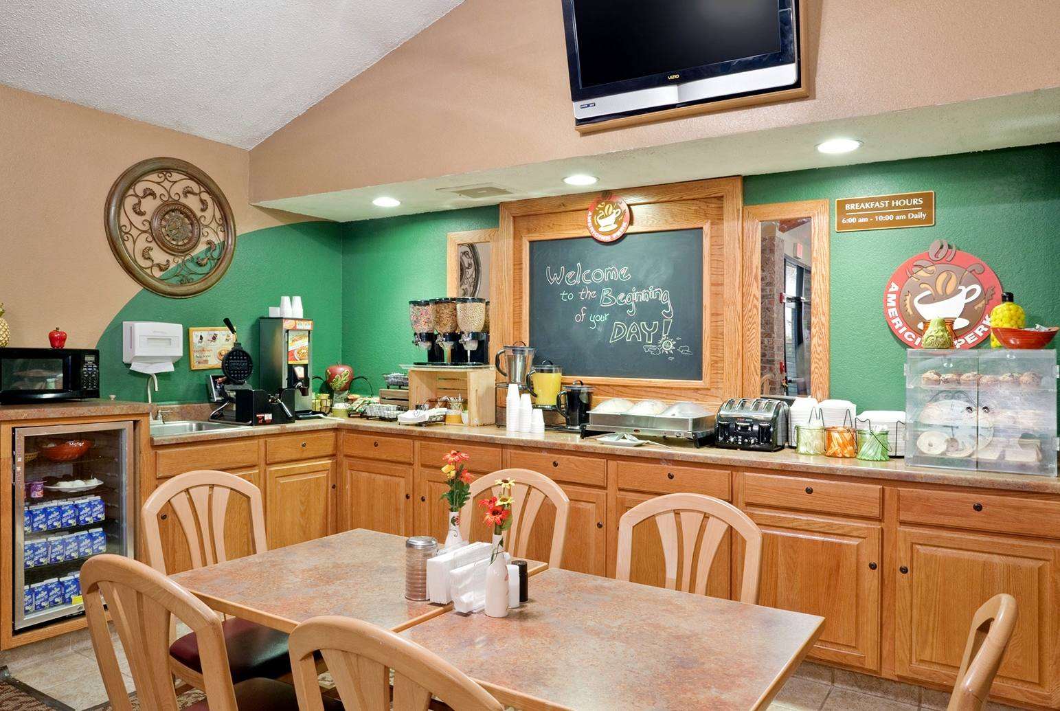 americinn by wyndham west burlington