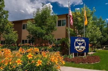 boulder twin lakes inn