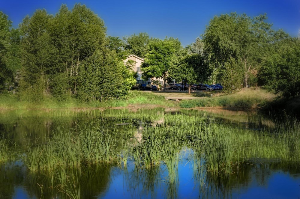 boulder twin lakes inn