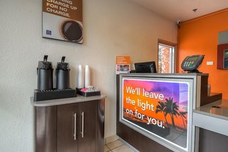 Motel 6 Arcadia, Ca - Los Angeles - Pasadena Area,Near Santa Anita Park,2 star