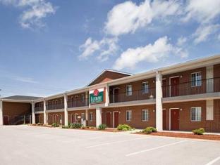 luxbury inn and suites