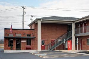 luxbury inn and suites