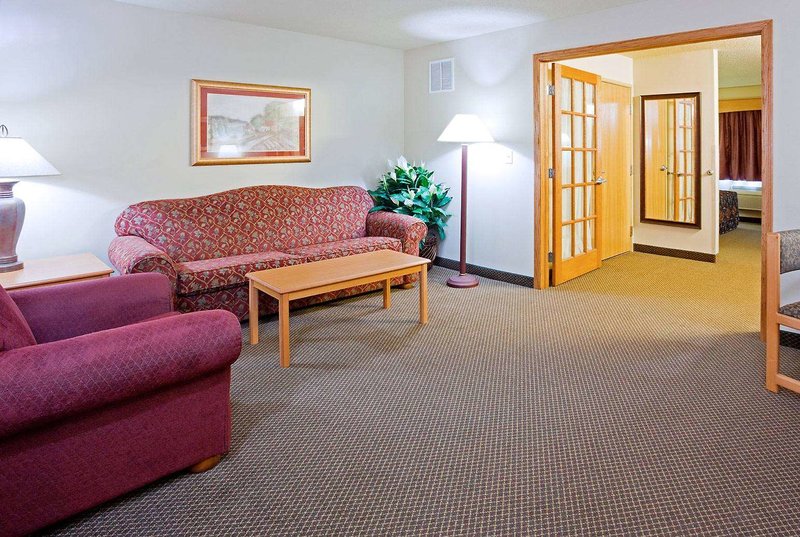 northwoods inn and suites blackduck