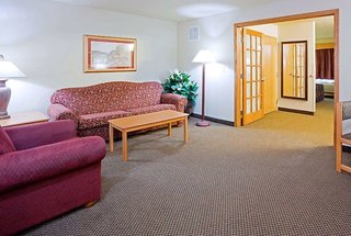 northwoods inn and suites blackduck