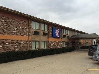 Motel 6 Troy, Il,Granite City>>Collinsville,2 star
