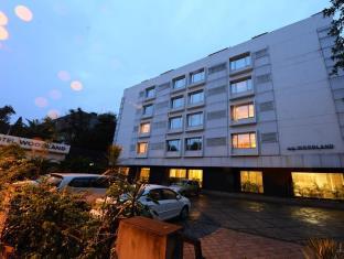 Hotel Woodland,Central Pune>>Pune,3 star