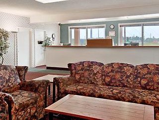 Days Inn By Wyndham Benson,Cape Fear River>>Benson,2 star