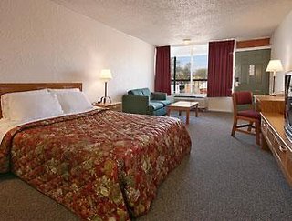 Days Inn By Wyndham Clinton,Elk City>>Clinton,3 star