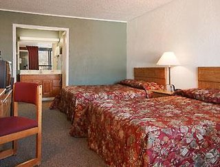 Days Inn By Wyndham Clinton,Elk City>>Clinton,3 star