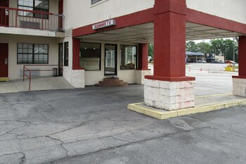 budget inn and suites