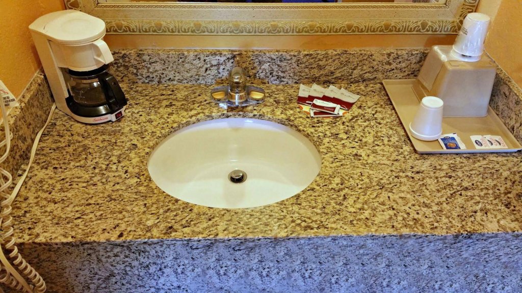 budget inn and suites