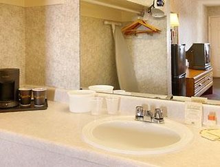 Days Inn By Wyndham Nashville North/Opryland Area,Nashville>>Madison,3 star