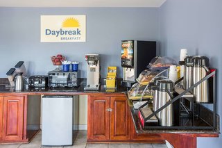 days inn by wyndham rayne crowley