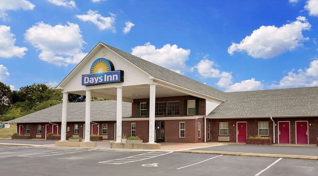 days inn by wyndham savannah