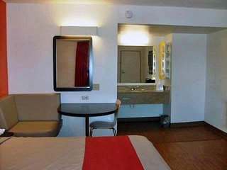 motel 6 winchester va