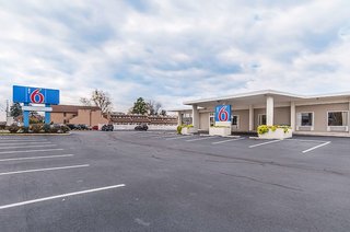 motel 6 winchester va