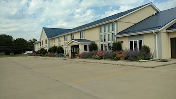 De Smet Super Deluxe Inn And Suites,,3 star