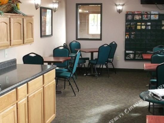 de smet super deluxe inn and suites