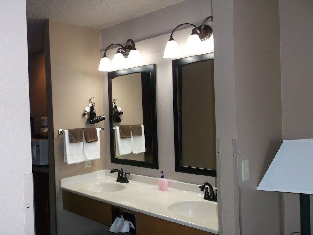 de smet super deluxe inn and suites