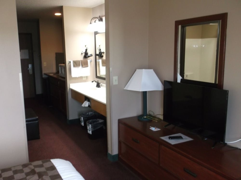 de smet super deluxe inn and suites