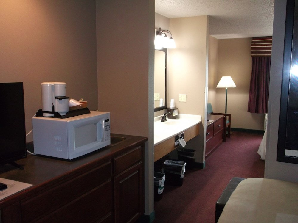 de smet super deluxe inn and suites