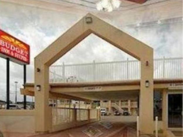 budget inn and suites shoreline