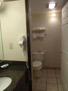 budget inn and suites shoreline