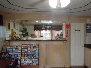 budget inn and suites shoreline