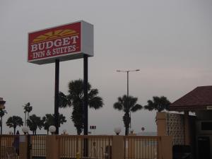 budget inn and suites shoreline