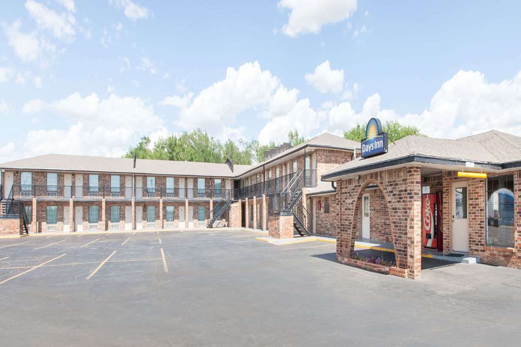 days inn by wyndham erick