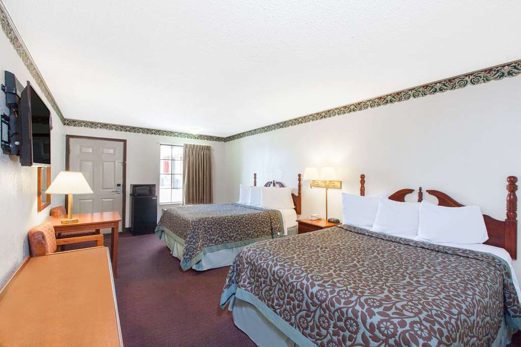 days inn by wyndham erick