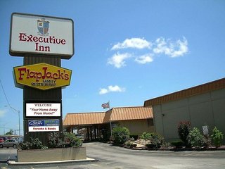 executive inn and suites springdale
