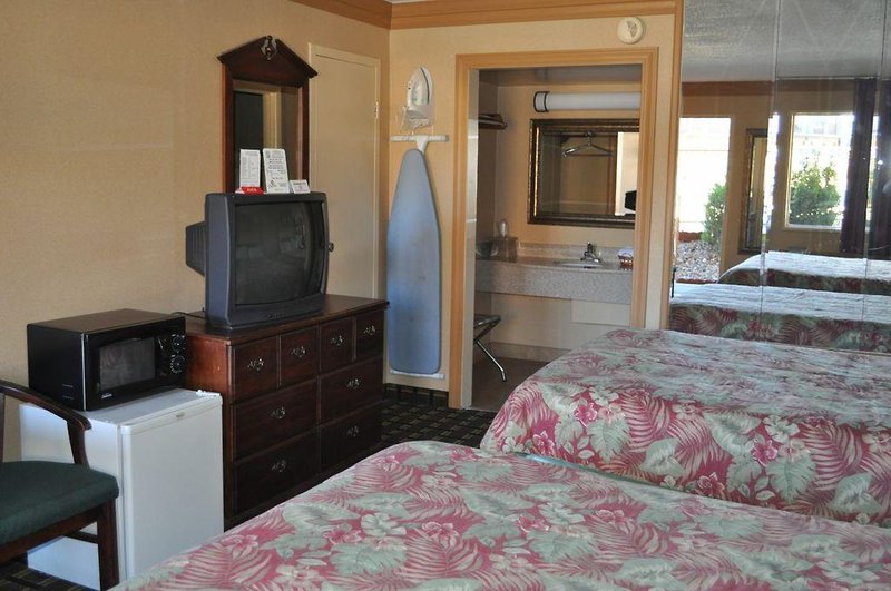 executive inn and suites springdale