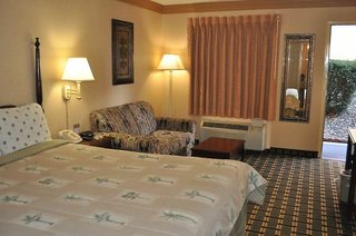 executive inn and suites springdale