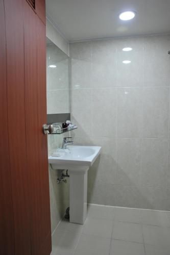 palace hotel gwangju