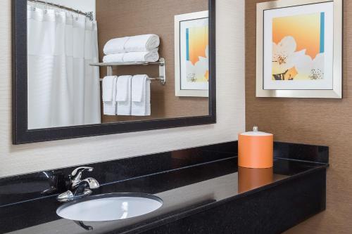 fairfield inn and suites grand rapids
