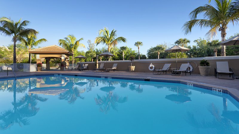 holiday inn express hotel naples downtown 5th avenue
