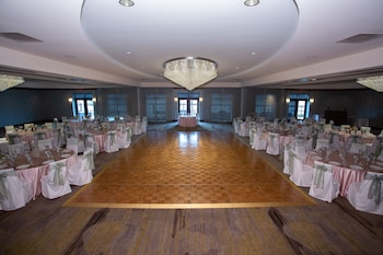 courtyard by marriott hamilton