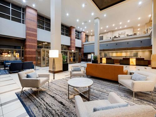 embassy suites by hilton chicago downtown river north