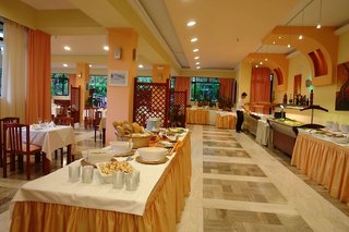 may beach hotel
