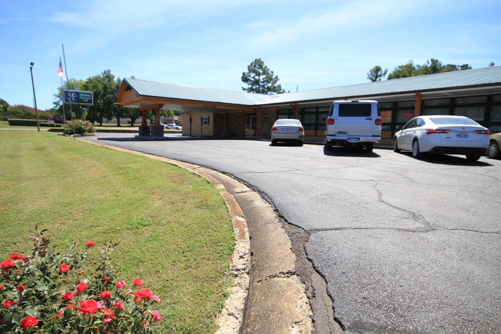 holiday terrace motel