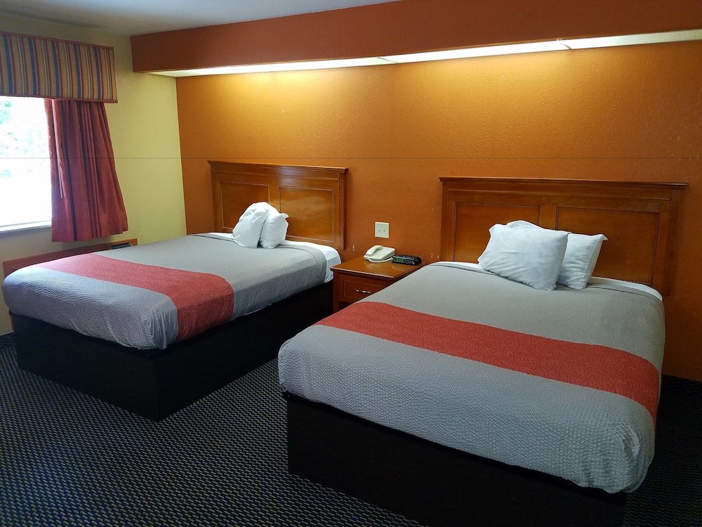 Holiday Terrace Motel,Okolona>>Houston,3 star