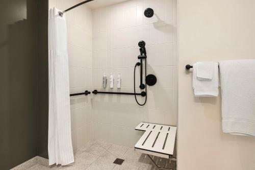 spark by hilton las vegas airport