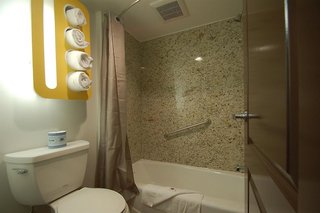 motel 6 victorville desert express