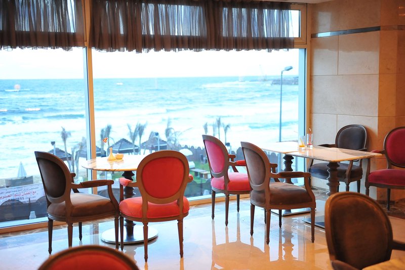hilton alexandria corniche