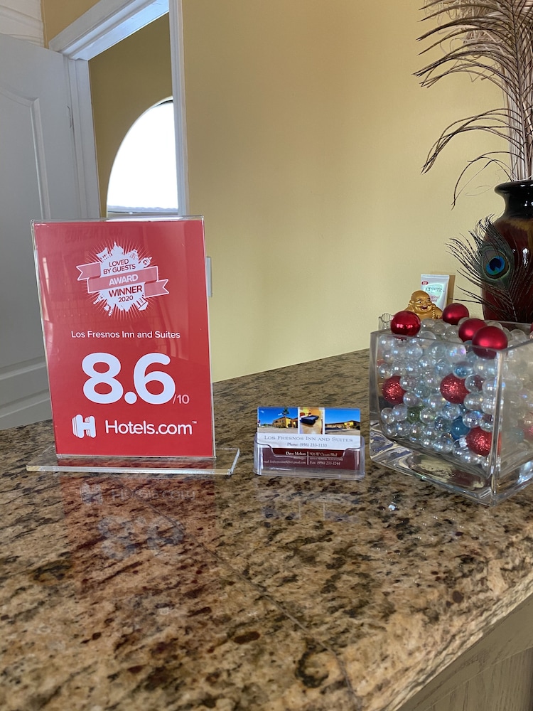 los fresnos inn and suites