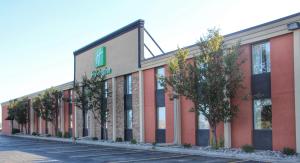 Holiday Inn Alexandria By Ihg,Glenwood>>Alexandria,3 star
